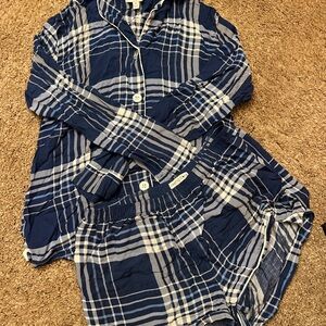 Seeing Stars - Women’s Blue Plaid Pajama Set. Longsleeve. Shorts. Soft! (M)